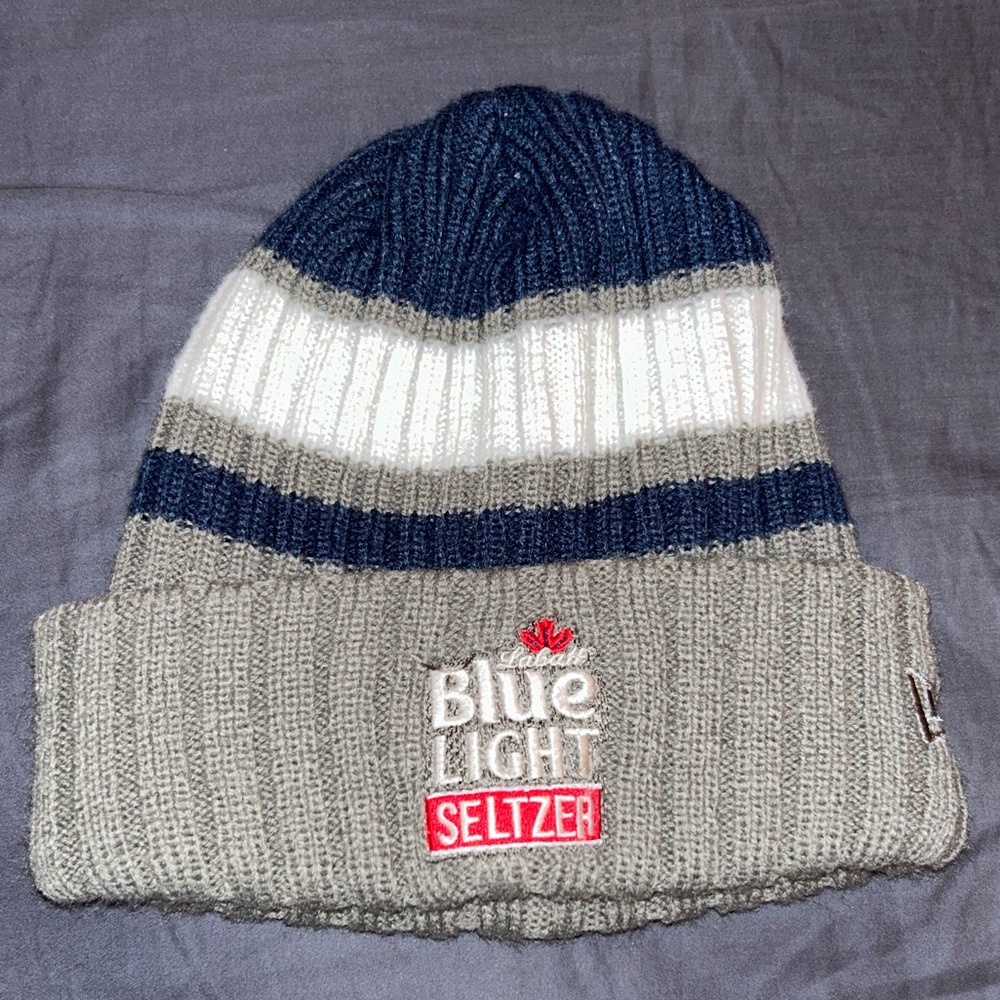 NEW ERA BEANIE